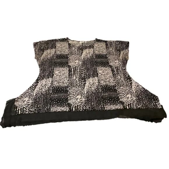 Chic Abstract Animal Print Black White Sheer Hem Tunic Top Cato Plus 18/20W - Picture 2 of 8